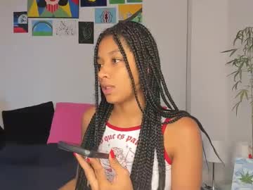 Electrajones2 Chaturbate stream image from April 03, 2025