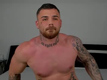 Martinezfamee Chaturbate stream image from April 03, 2025