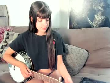 Miss_Ivy_Rae Chaturbate stream image from April 03, 2025