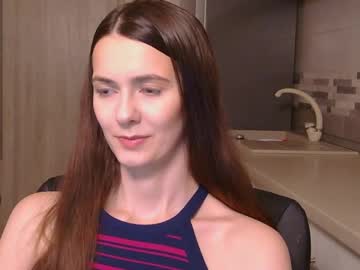 Missmo1 Chaturbate stream image from April 03, 2025