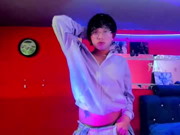 Angellonfire Chaturbate stream image from April 03, 2025