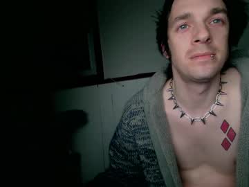Bi_Ss Chaturbate stream image from April 03, 2025