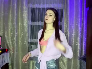 Hazelmoore18 Chaturbate stream image from April 03, 2025