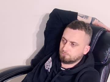 Kittydom6969 Chaturbate stream image from April 04, 2025