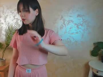 Gwendolyndrews Chaturbate stream image from April 04, 2025