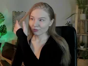 Aprilserenity Chaturbate stream image from April 04, 2025