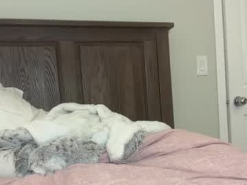 Hailey871437 Chaturbate stream image from April 04, 2025