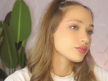 Kimmeow_ Chaturbate stream image from April 04, 2025