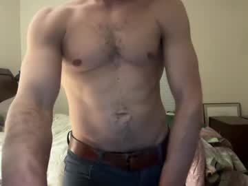 Secretgiant Chaturbate stream image from April 04, 2025