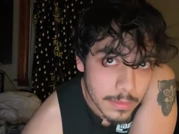 Leyyo777 Chaturbate stream image from April 04, 2025
