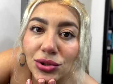 Yournina1 Chaturbate stream image from April 04, 2025