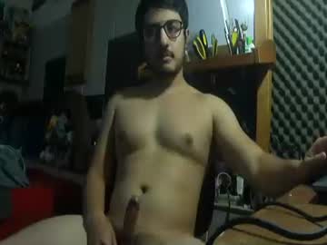 Dwynecopper Chaturbate stream image from April 04, 2025