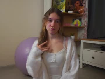 Maidadeep Chaturbate stream image from April 04, 2025