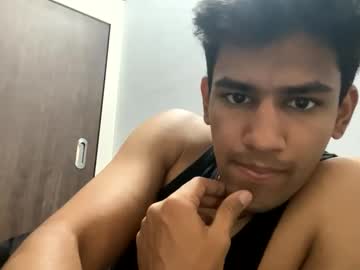 Raju_Smith Chaturbate stream image from April 04, 2025