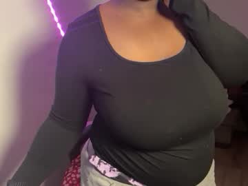 Nybellaho Chaturbate stream image from April 04, 2025