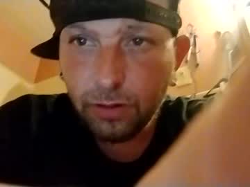 Jayj33808 Chaturbate stream image from April 04, 2025