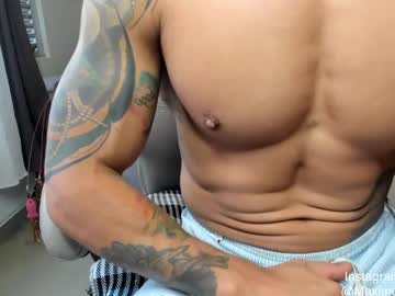 Maximo_And_Marcelo Chaturbate stream image from April 04, 2025