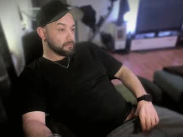 Riptid3_ Chaturbate stream image from April 04, 2025