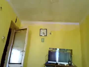 Ryacuaxqnayr Chaturbate stream image from April 04, 2025