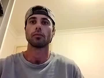 Menneedlovingtoo Chaturbate stream image from April 04, 2025