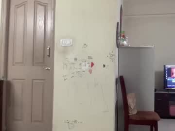 Slut1fuck Chaturbate stream image from April 04, 2025