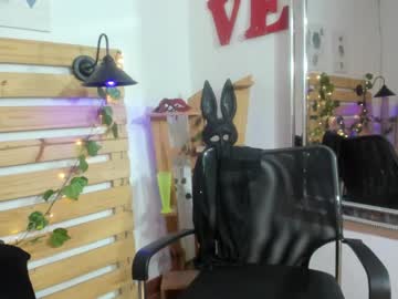 Cinthiashaw_ Chaturbate stream image from April 04, 2025