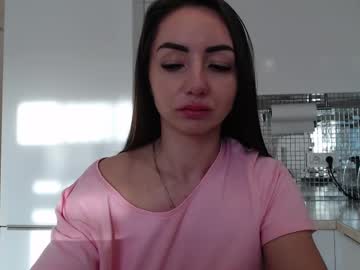 Dasha2011 Chaturbate stream image from April 04, 2025