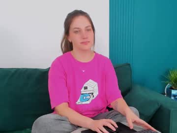 Hinasugawara Chaturbate stream image from April 04, 2025