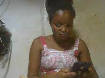 Sylvia2541 Chaturbate stream image from April 04, 2025