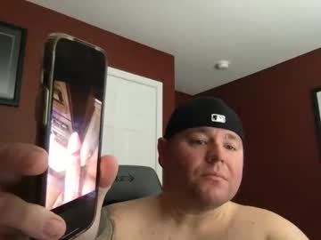 Grubsneak Chaturbate stream image from April 04, 2025