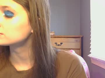 Dejarush Chaturbate stream image from April 04, 2025