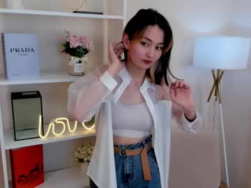 Elvahetherington Chaturbate stream image from April 04, 2025