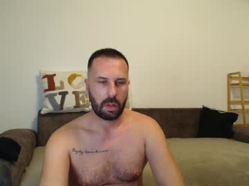 Alanbraxton Chaturbate stream image from April 04, 2025