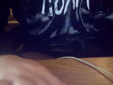 Zachb05 Chaturbate stream image from April 04, 2025