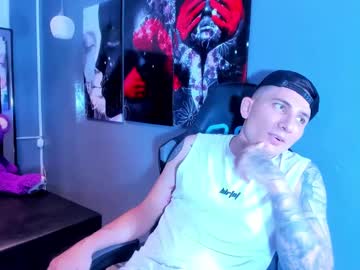 Alessandro_Connorx Chaturbate stream image from April 04, 2025