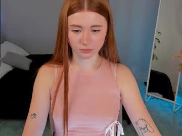 Freckle_Diyana Chaturbate stream image from April 04, 2025