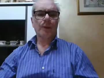 Gionrocco Chaturbate stream image from April 04, 2025