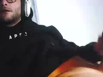 Eterotoro Chaturbate stream image from April 04, 2025