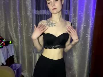 Hazelmoore18 Chaturbate stream image from April 04, 2025
