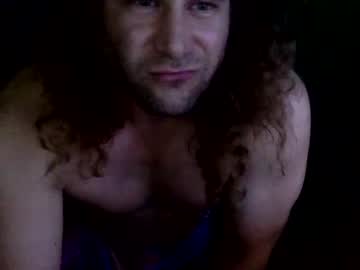 Mikellangelo1 Chaturbate stream image from April 04, 2025