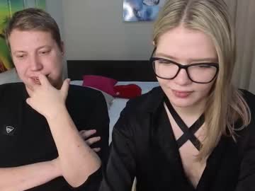 Hello_Kuromi Chaturbate stream image from April 05, 2025