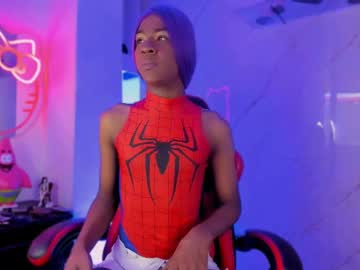 Sofia_Carrinton Chaturbate stream image from April 05, 2025
