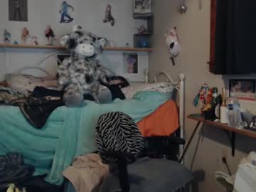 Bedghost Chaturbate stream image from April 05, 2025