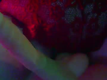Honey_Bee___ Chaturbate stream image from April 05, 2025
