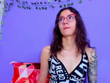 Scarletjonesx Chaturbate stream image from April 05, 2025