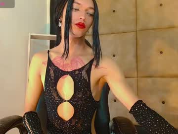 Trinity_Evans Chaturbate stream image from April 05, 2025