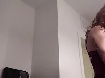Ceceluvzpink Chaturbate stream image from April 05, 2025