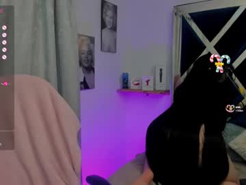 Emilayton_ Chaturbate stream image from April 05, 2025