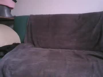 Domingodelluvia Chaturbate stream image from April 05, 2025