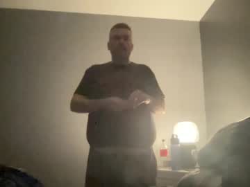 Throwawayjrl Chaturbate stream image from April 05, 2025